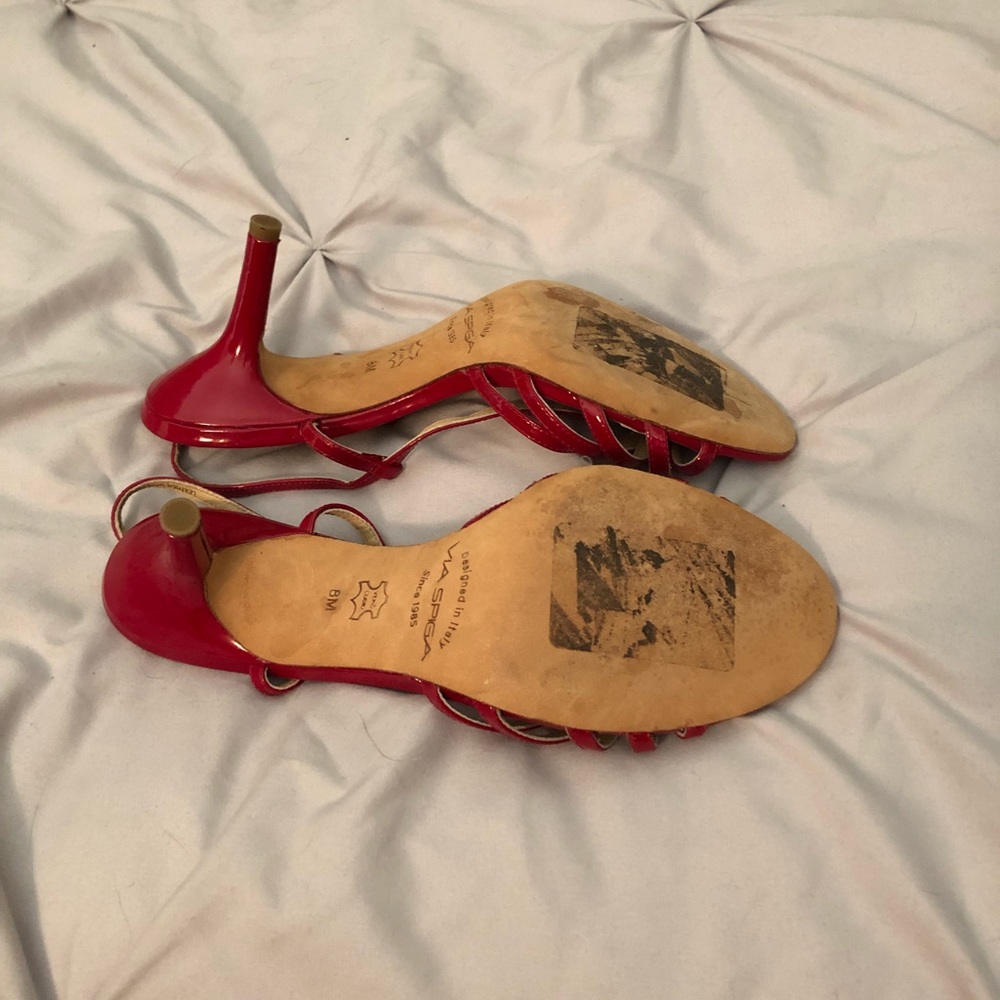 Red Heels - Picture 3 of 4